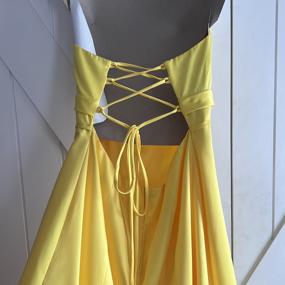Prom Dress - Picture 3 of 4